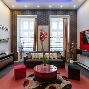 https://exclusive-marilyn-apartment-in-the-heart-of-budapest.inbudapesthotels.com