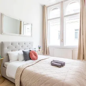 https://exclusive-central-apartment-next-to-the-fashion-street.inbudapesthotels.com