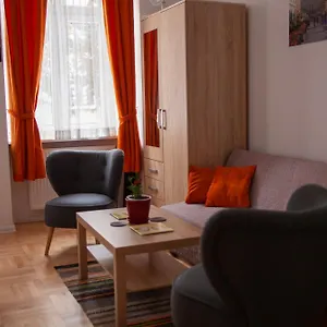 https://lukas-guest-rooms.krakowhotelspoland.com